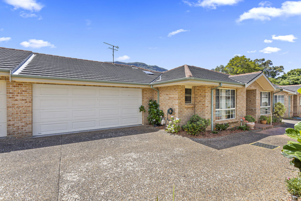 Sold - 2/5 Cochrane Road - New Property in Thirroul - Real Estate by Vanessa Denison-Pender