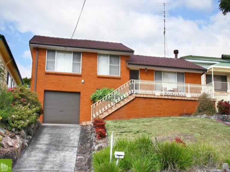 Sold - 47 Panorama Drive - New Property in Farmborough Heights - Real Estate by McGrath Wollongong