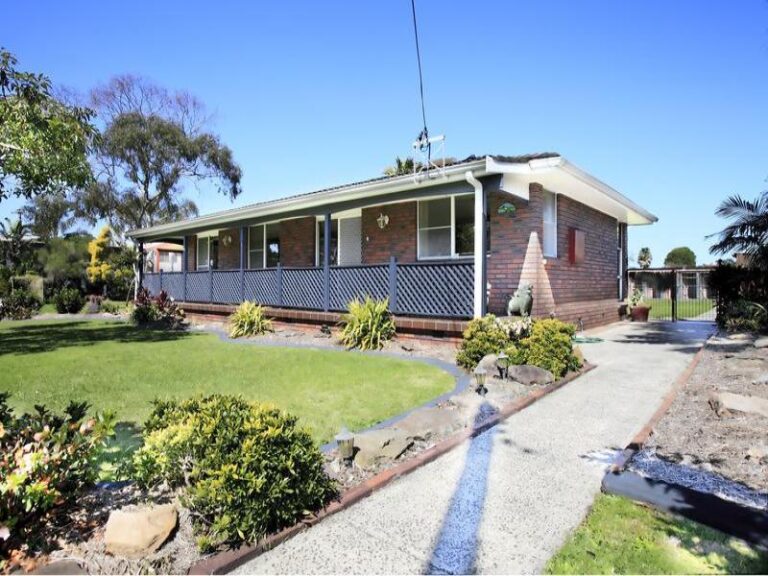 1-1A David Crescent, Fairy Meadow
