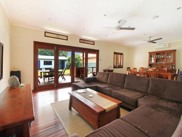 68 Carroll Road, East Corrimal NSW 2518 - photo 4