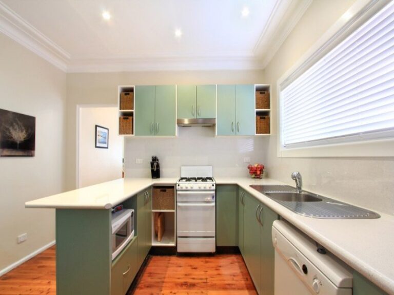 17 Angel Street, Corrimal NSW 2518 - photo 3