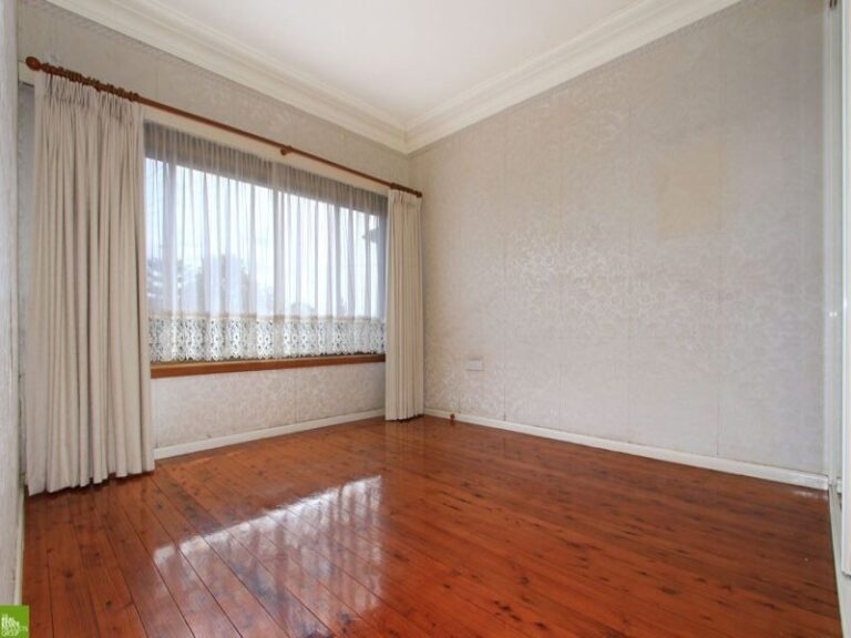 Sold - 28 Denise Street - New Property in Lake Heights - Real Estate by McGrath Wollongong