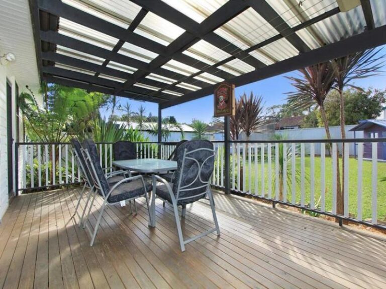 13 Hooka Creek Road, Berkeley