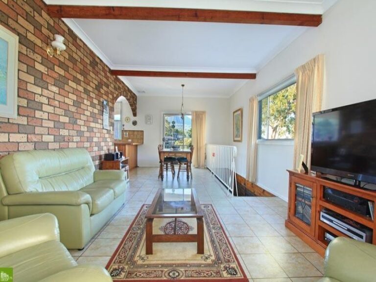 14 Kerrawah Avenue, Figtree NSW 2525 - photo 4