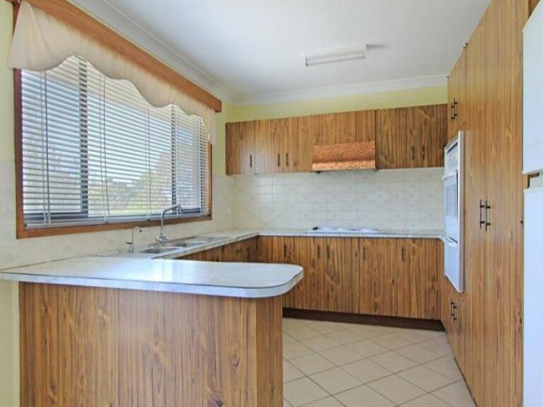 9 Woodlawn Avenue, Mangerton