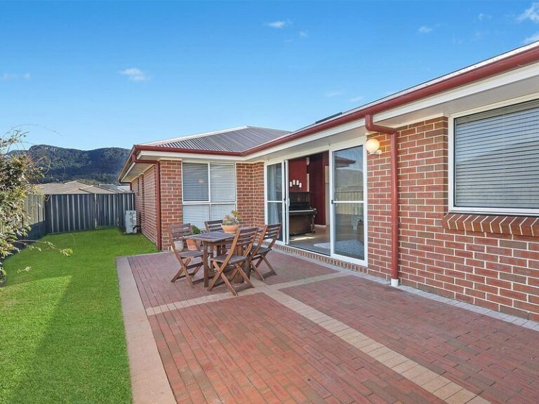 Sold - 18 Siltstone Avenue - New Property in Horsley - Real Estate by McGrath Wollongong