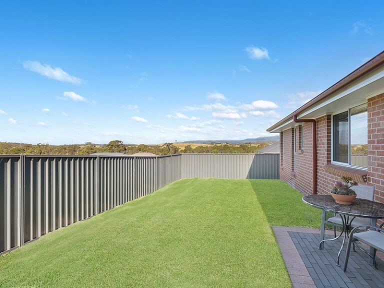 Sold - 18 Siltstone Avenue - New Property in Horsley - Real Estate by McGrath Wollongong