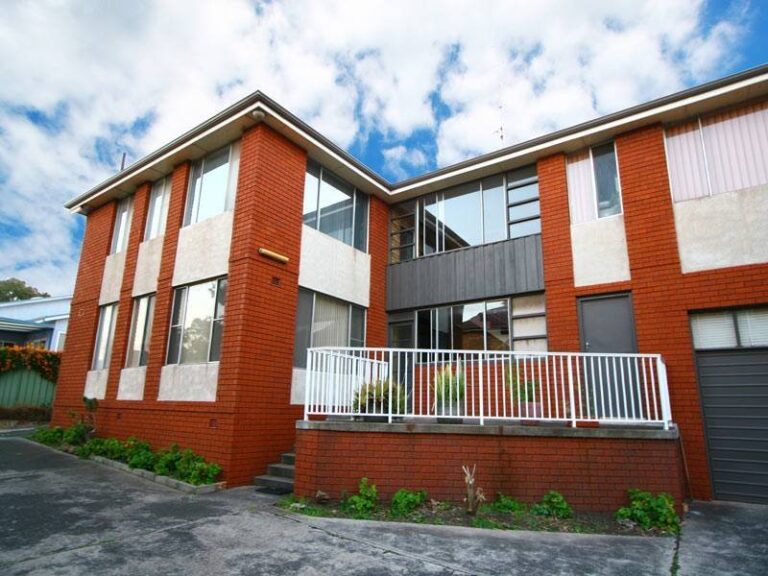 4/44 Bridge Street, Coniston