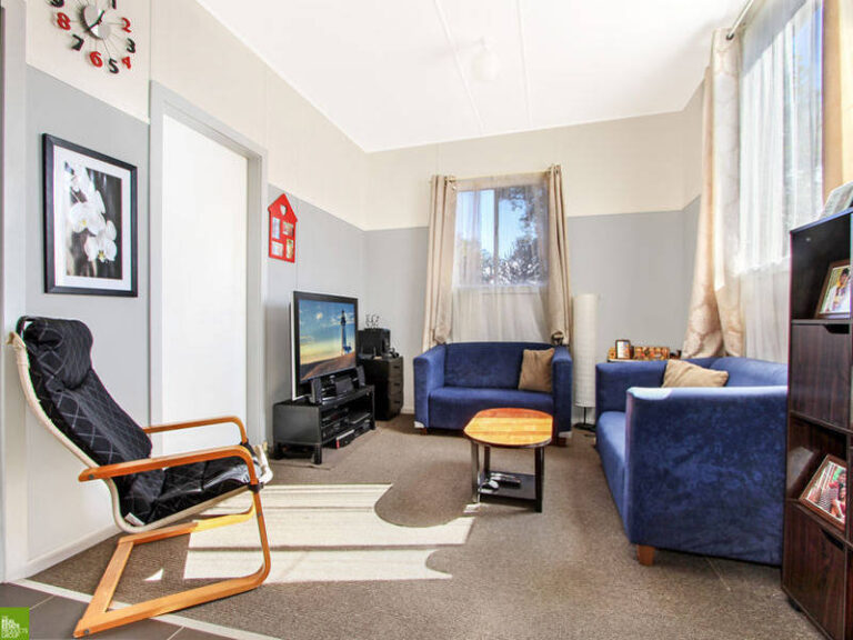 12 Evans Street, Wollongong NSW 2500 - photo 2