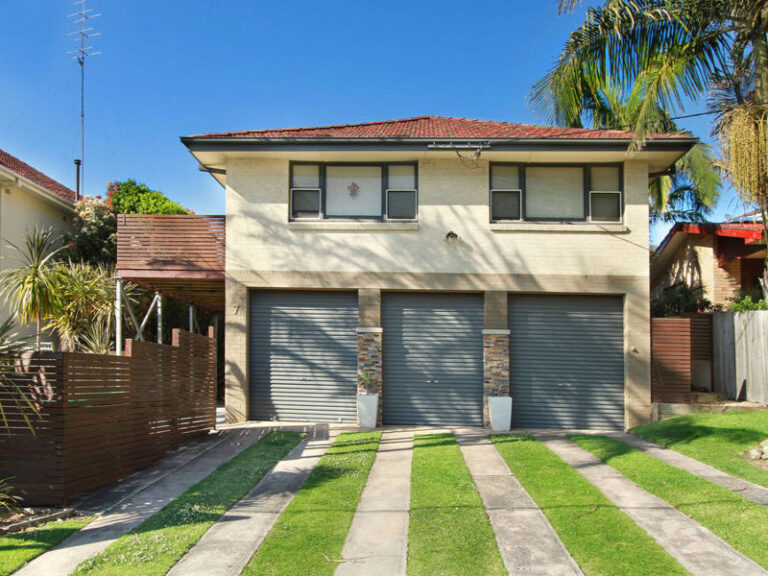 4/7 Kelvin Road, Coniston