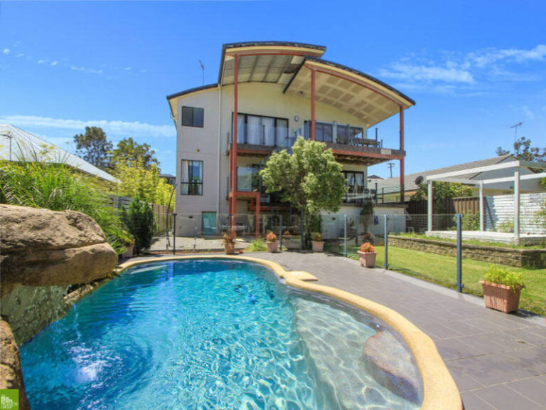 13 Corbett Avenue, Thirroul