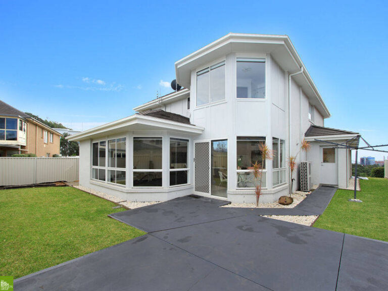 Sold - 121 Shearwater Drive - New Property in Lake Heights - Real Estate by McGrath Wollongong