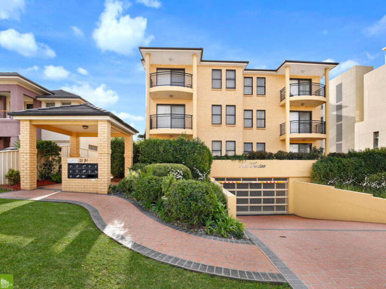 7/22 New Dapto Road, Wollongong