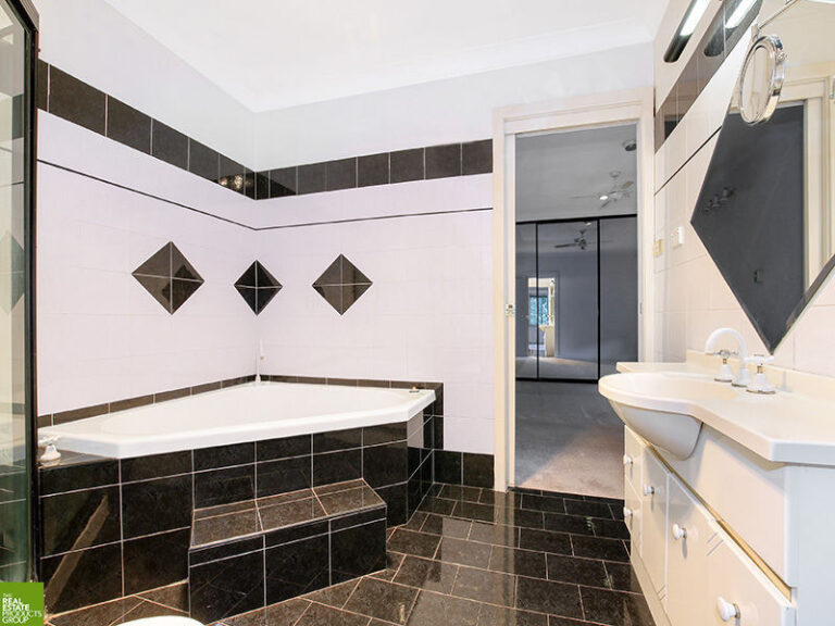 Sold - 37 Phillips Crescent - New Property in Mangerton - Real Estate by McGrath Wollongong