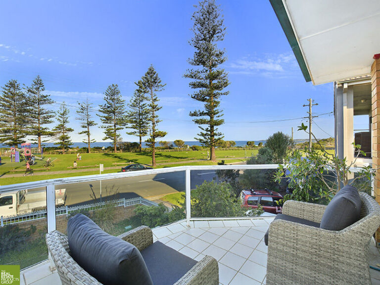 6 Trinity Row, Bulli