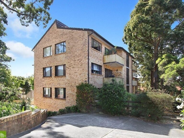 10/27 Mangerton Road, Mangerton