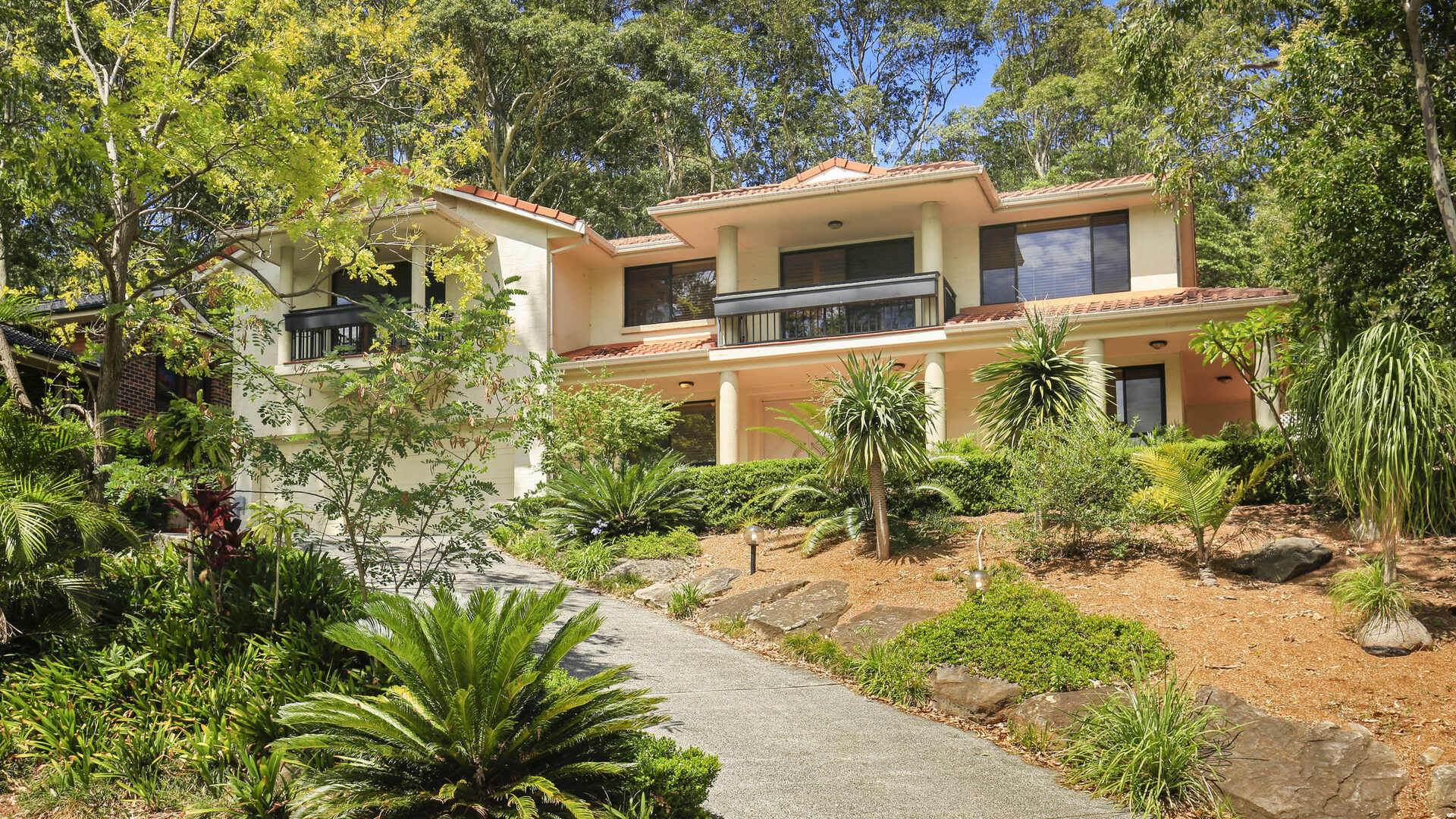 Sold - 44 The Avenue - New Property in Mount Saint Thomas - Real Estate by McGrath Wollongong