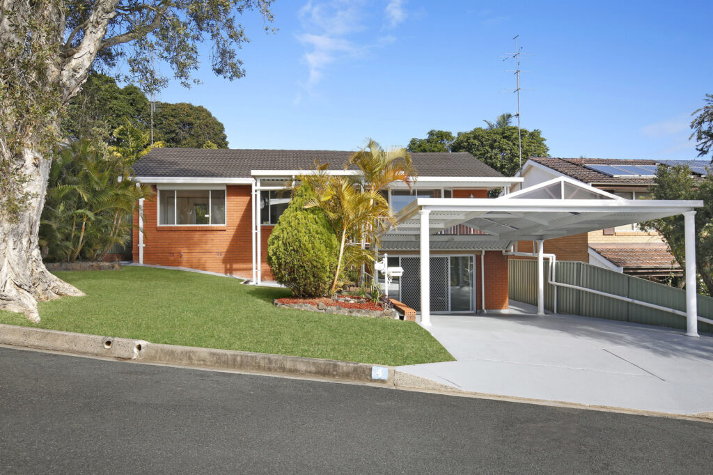 4 Darren Avenue, Kanahooka NSW 2530 - McGrath Illawarra