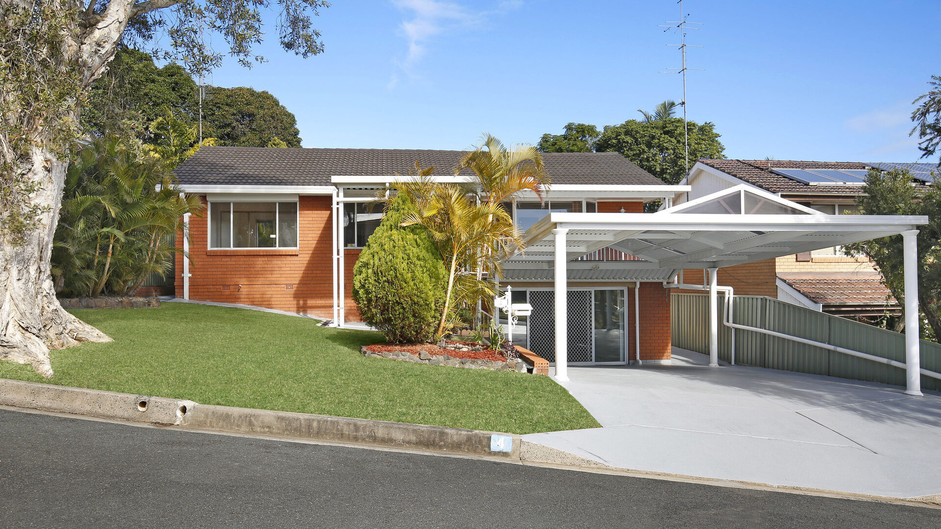 4 Darren Avenue, Kanahooka NSW 2530 - McGrath Illawarra