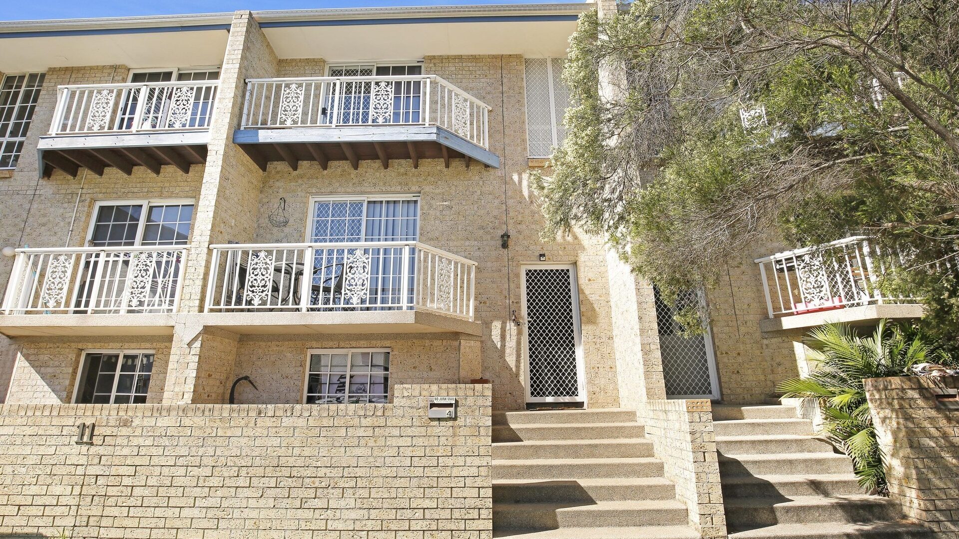 Sold - 4/11 Bank Street - New Property in Wollongong - Real Estate by McGrath Wollongong