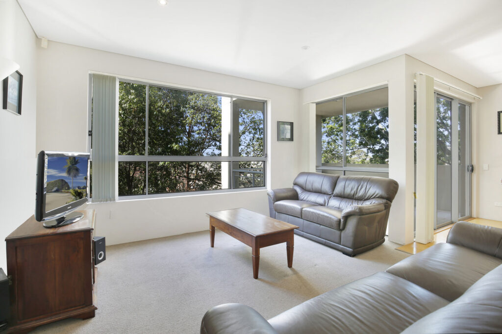5/12 Loftus Street, Wollongong NSW 2500 - photo 2