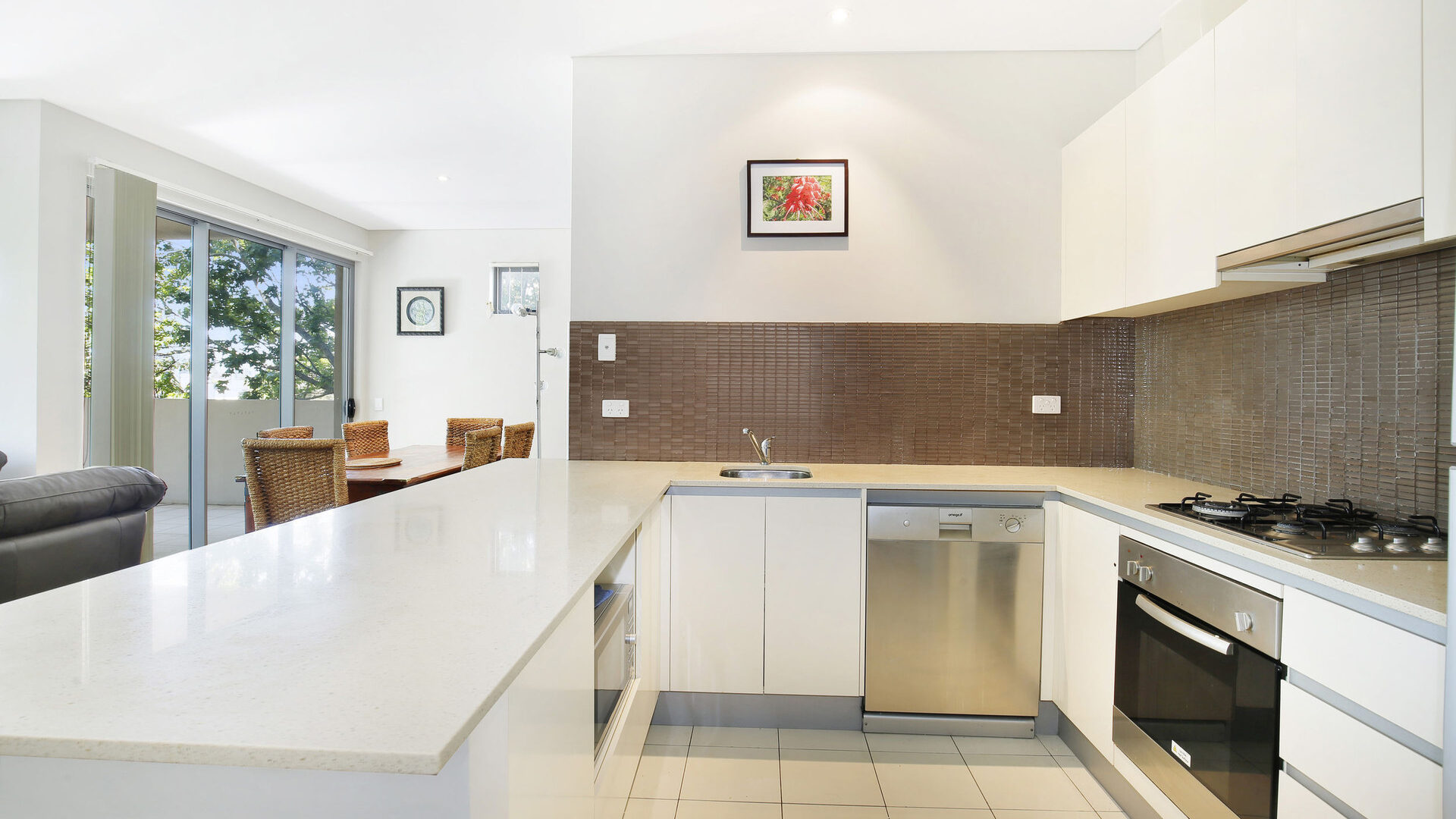 5/12 Loftus Street, Wollongong NSW 2500 - photo 3