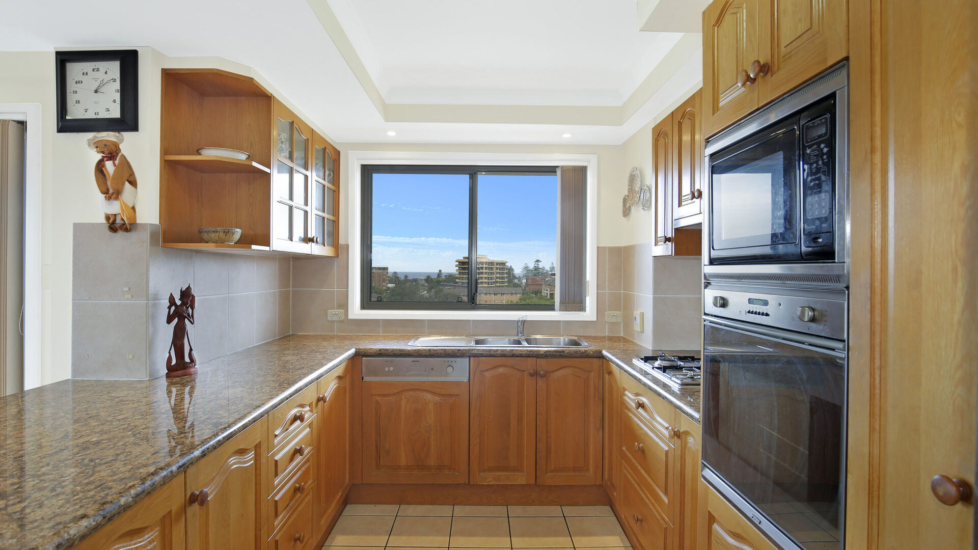 17/41 Smith Street, Wollongong NSW 2500 - photo 3