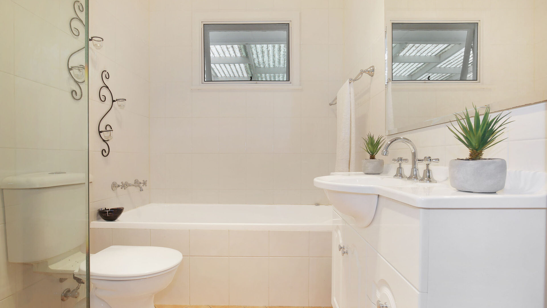 Sold - 8 Chislehurst Avenue - New Property in Figtree - Real Estate by McGrath Wollongong