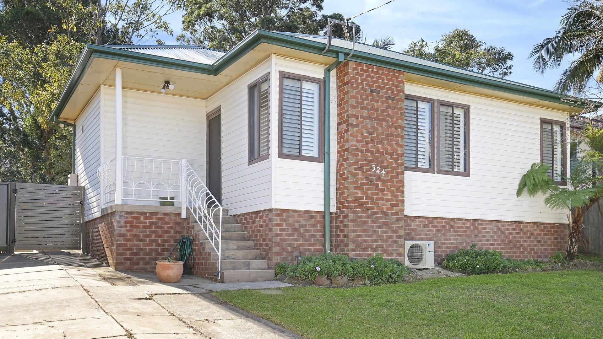 Sold - 324 Gladstone Avenue - New Property in Mount Saint Thomas - Real Estate by McGrath Wollongong