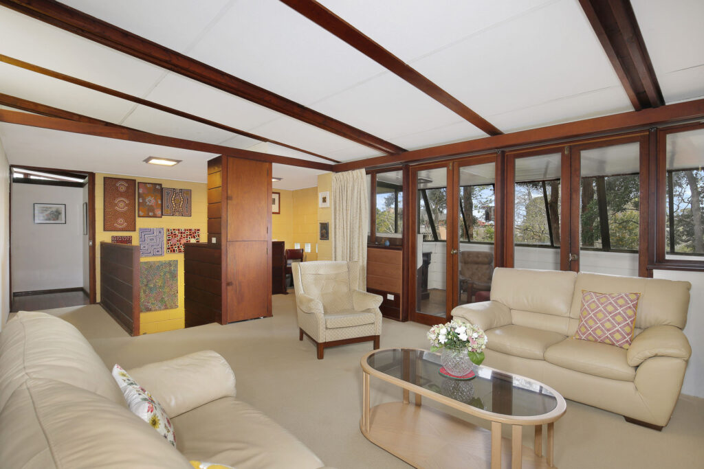 6 Yates Avenue, Mount Keira NSW 2500 - photo 2