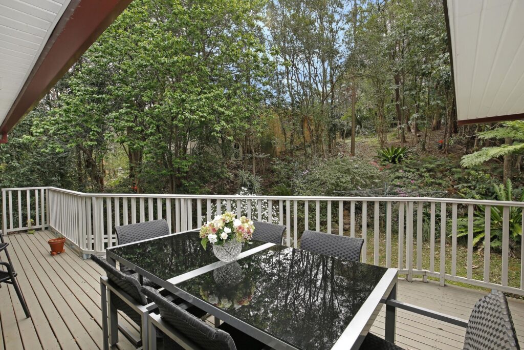 6 Yates Avenue, Mount Keira NSW 2500 - McGrath Illawarra
