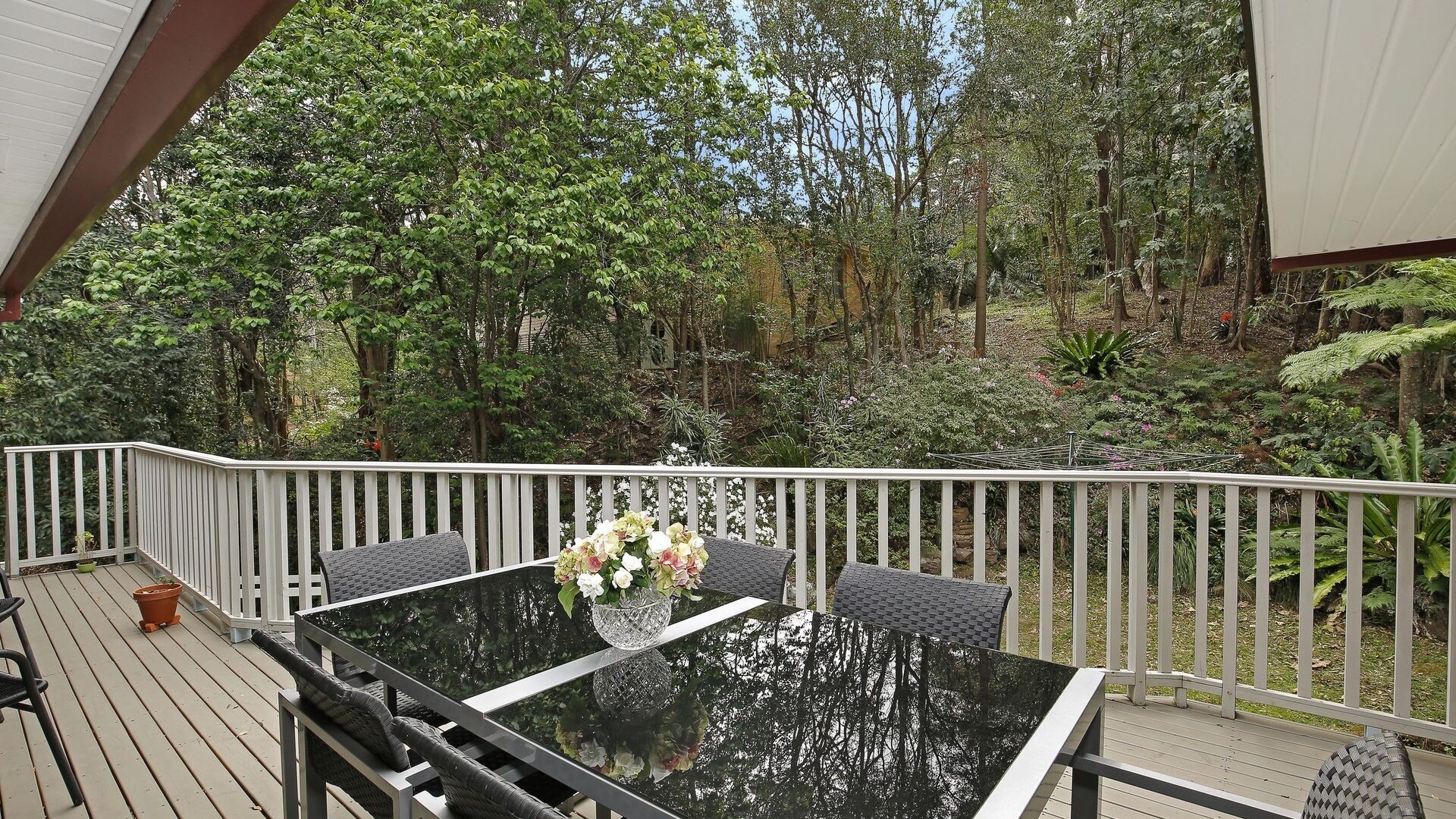 6 Yates Avenue, Mount Keira NSW 2500 - McGrath Illawarra