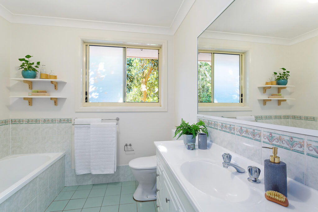 Sold - 38 Sandalwood Road - New Property in Farmborough Heights - Real Estate by 