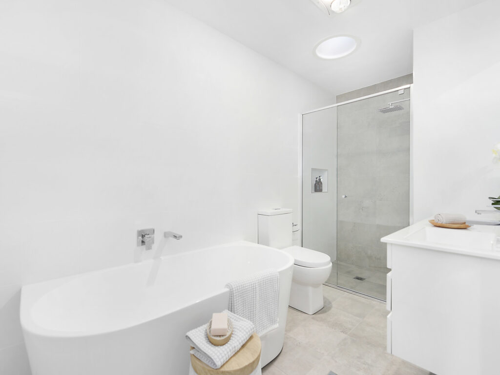 Sold - 54B Saddleback Crescent - New Property in Kembla Grange - Real Estate by 