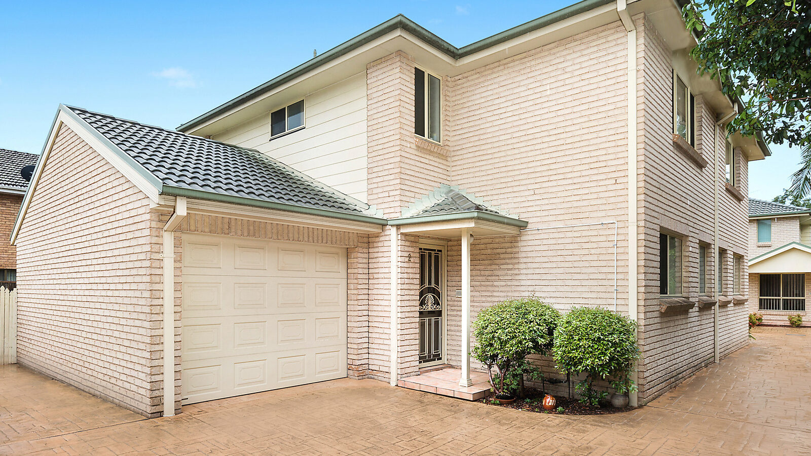 2/13 Gilmore Street, West Wollongong