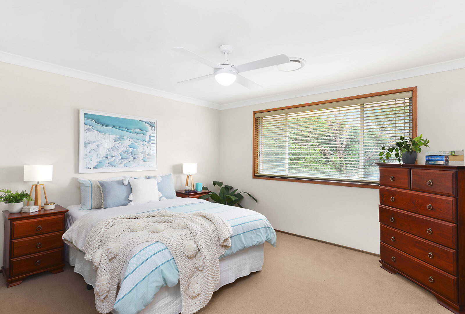 Sold - 32 Kooranga Crescent - New Property in Cordeaux Heights - Real Estate by 