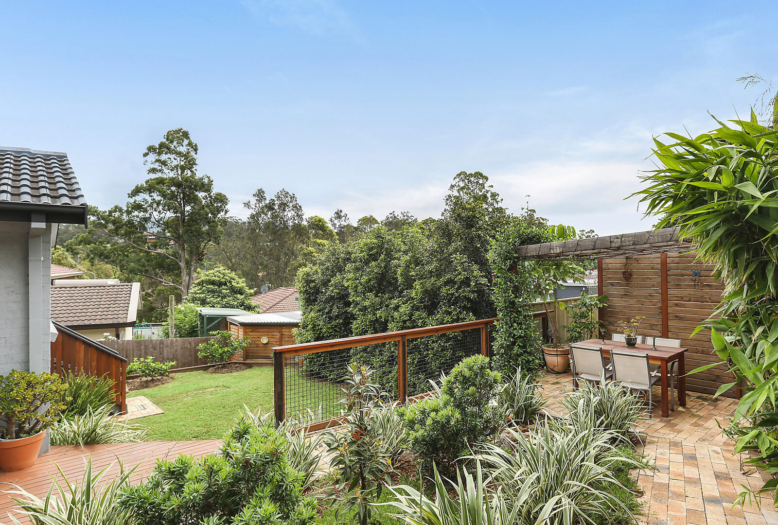 Sold - 3 Carbeen Crescent - New Property in Cordeaux Heights - Real Estate by 