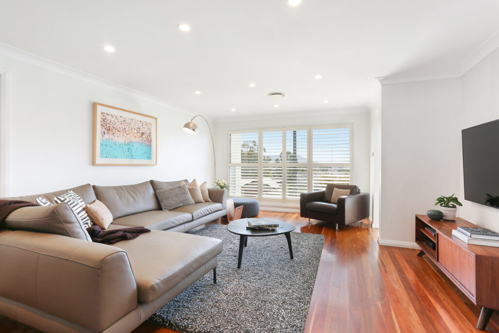 Sold - 115 Iola Avenue - New Property in Farmborough Heights - Real Estate by 