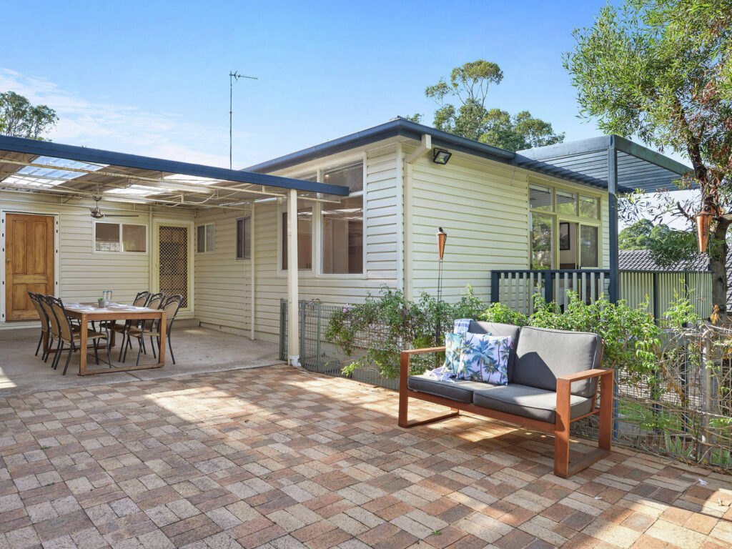 Sold - 33 Bristol Parade - New Property in Farmborough Heights - Real Estate by 