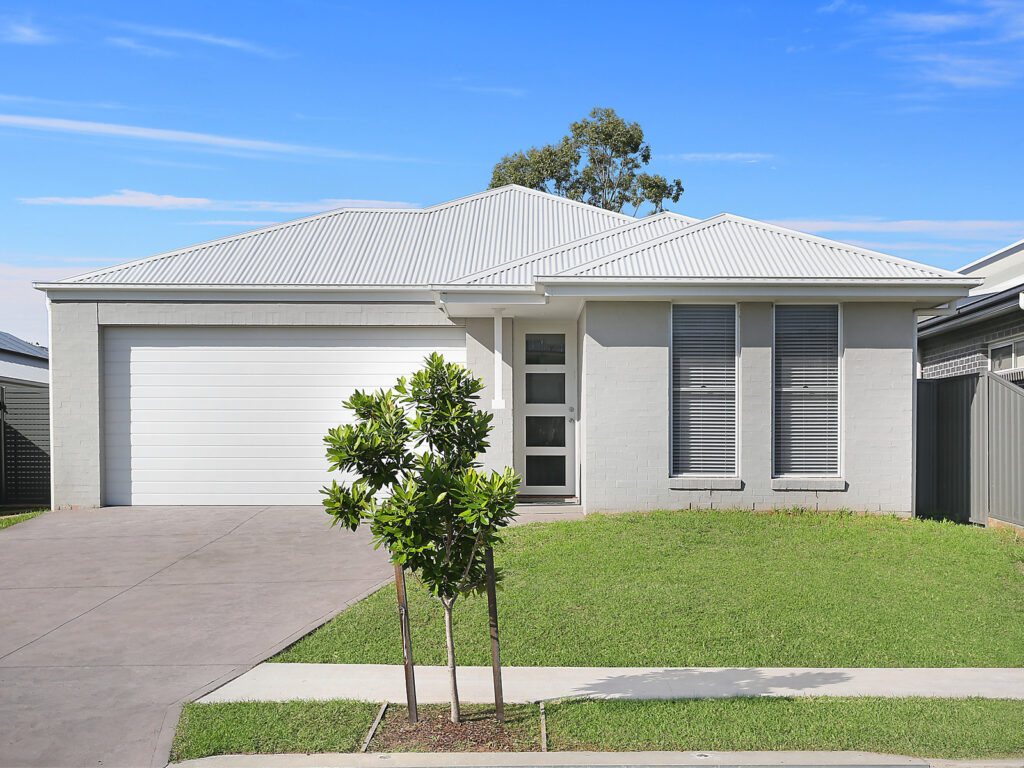Sold - 21 Alkira Circuit - New Property in Horsley - Real Estate by McGrath Wollongong