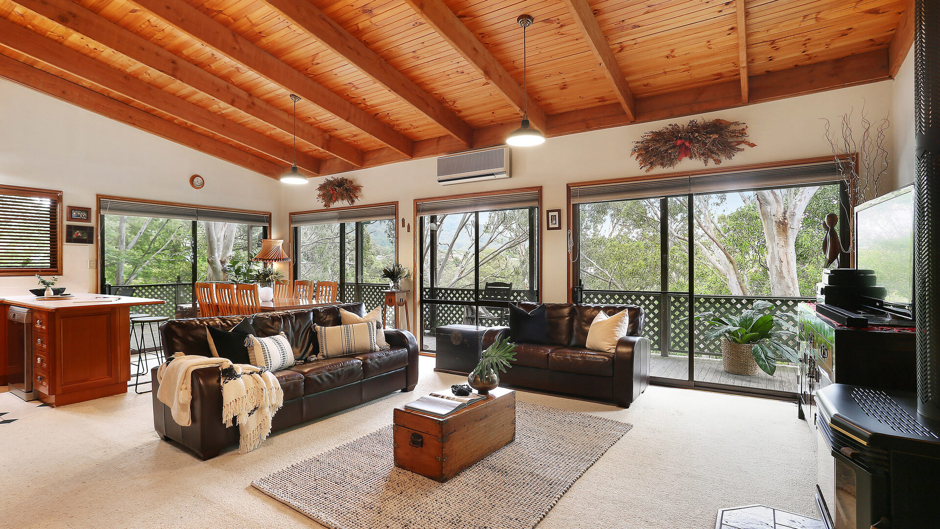 Sold - 95 Iola Avenue - New Property in Farmborough Heights - Real Estate by 