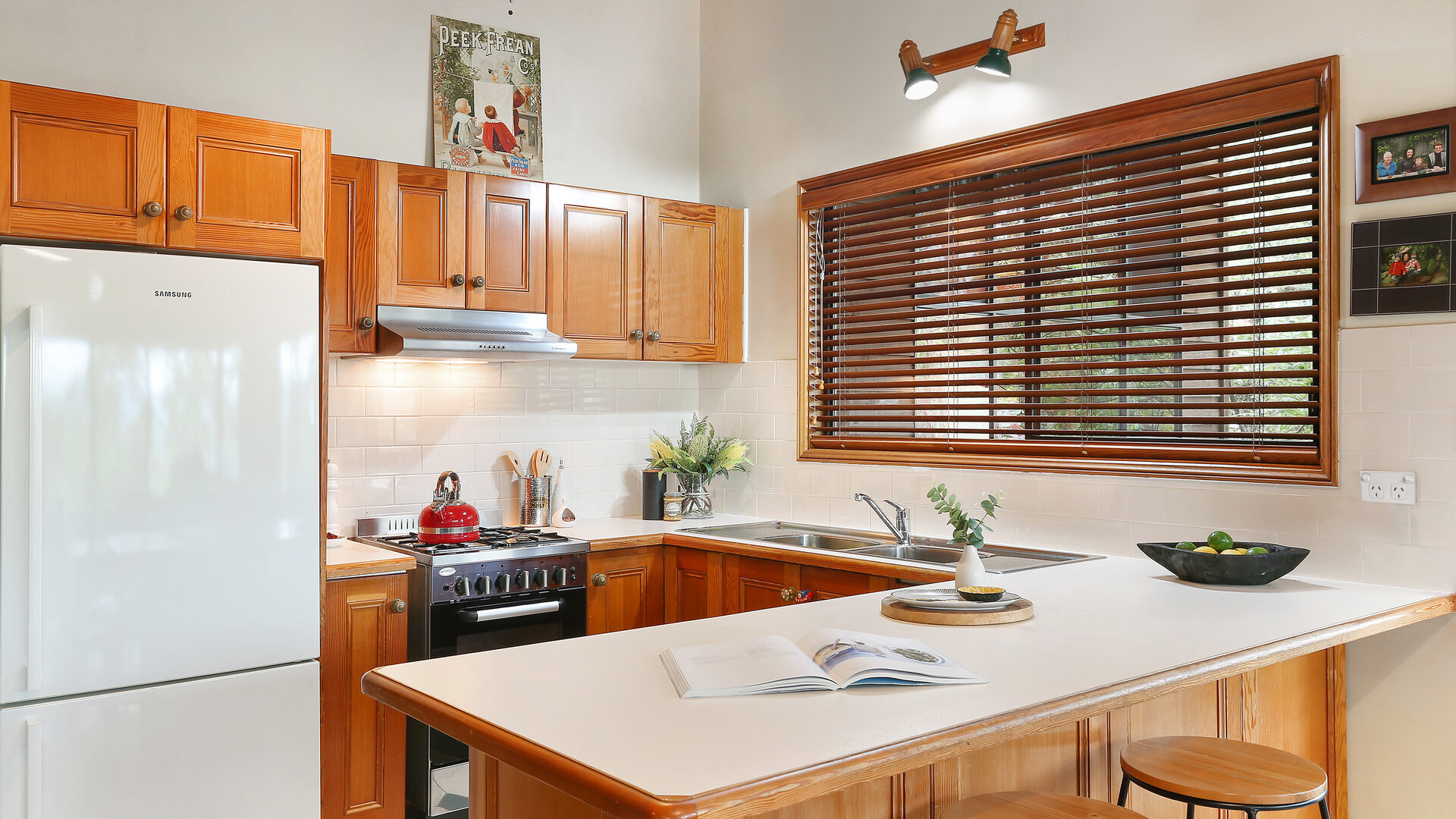 Sold - 95 Iola Avenue - New Property in Farmborough Heights - Real Estate by 