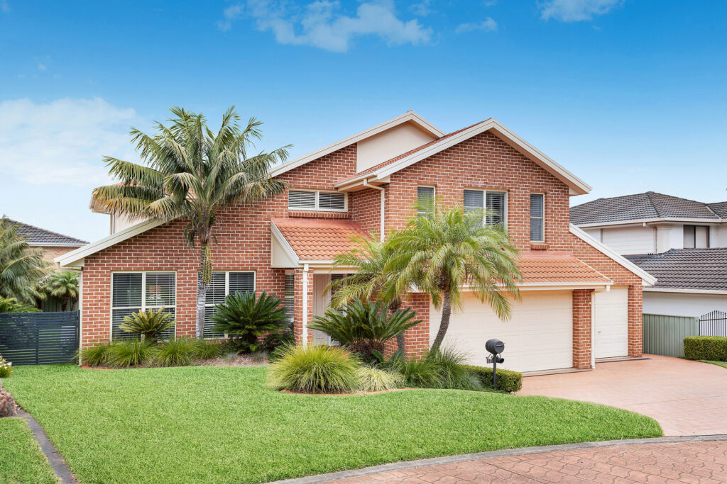 Sold - 17 Lyrebird Way - New Property in Farmborough Heights - Real Estate by 