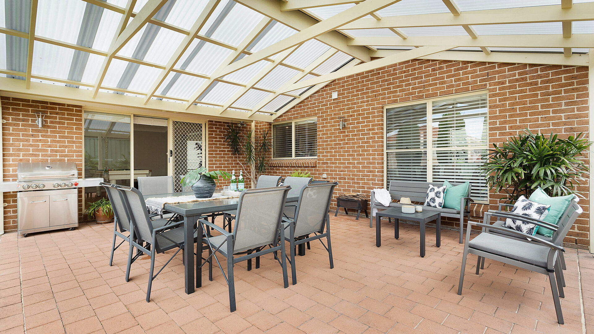 Sold - 17 Lyrebird Way - New Property in Farmborough Heights - Real Estate by 