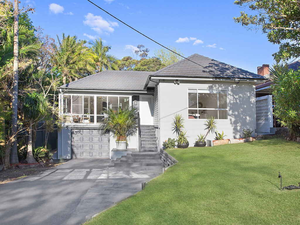 Sold - 41 Phillips Crescent - New Property in Mangerton - Real Estate by 