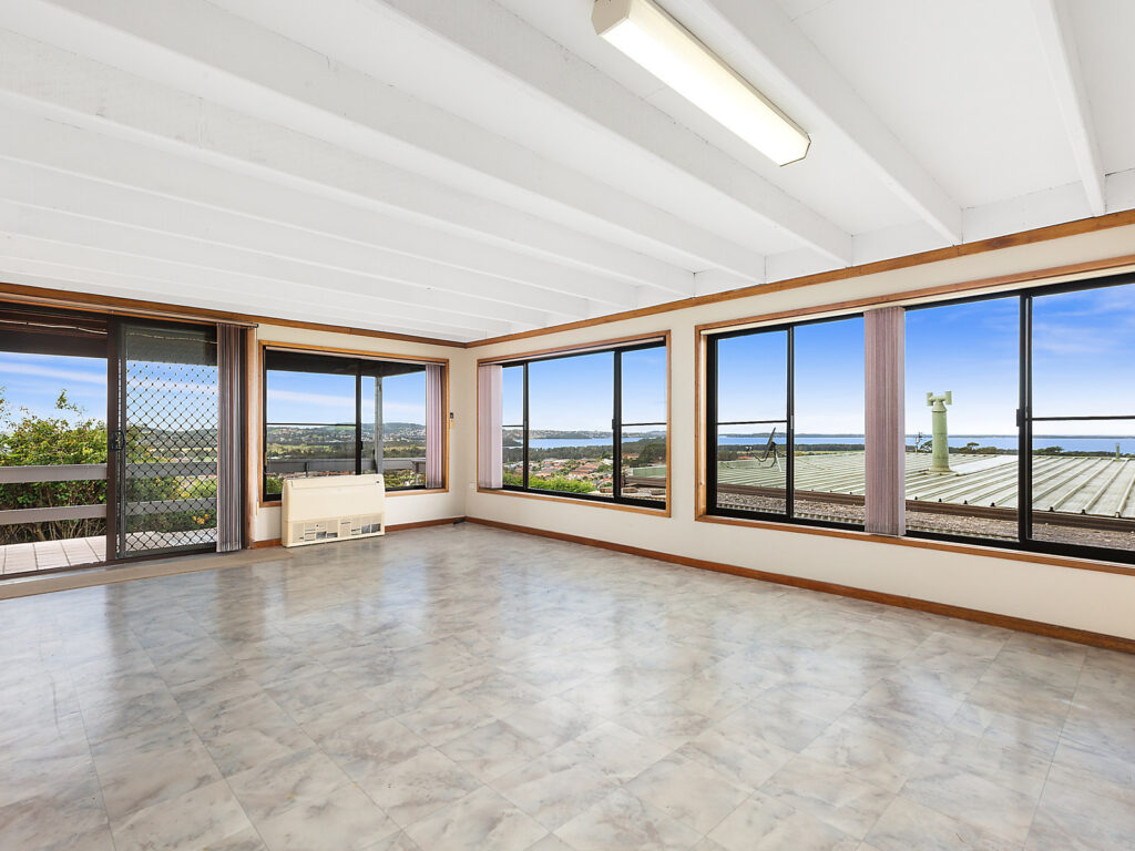 105 Tait Avenue, Kanahooka NSW 2530 - photo 4