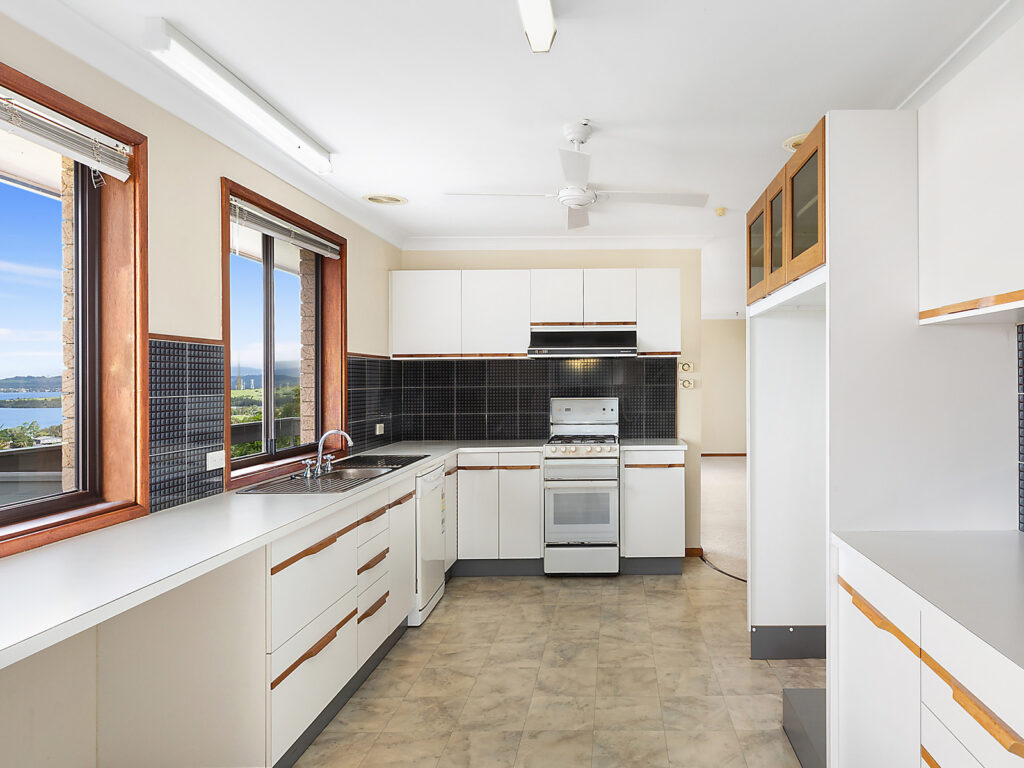 105 Tait Avenue, Kanahooka NSW 2530 - photo 8
