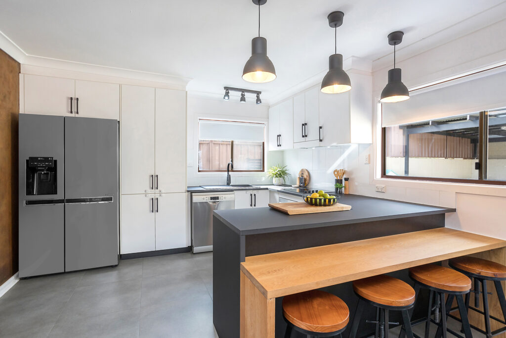 Sold - 10 Stanley Avenue - New Property in Farmborough Heights - Real Estate by 