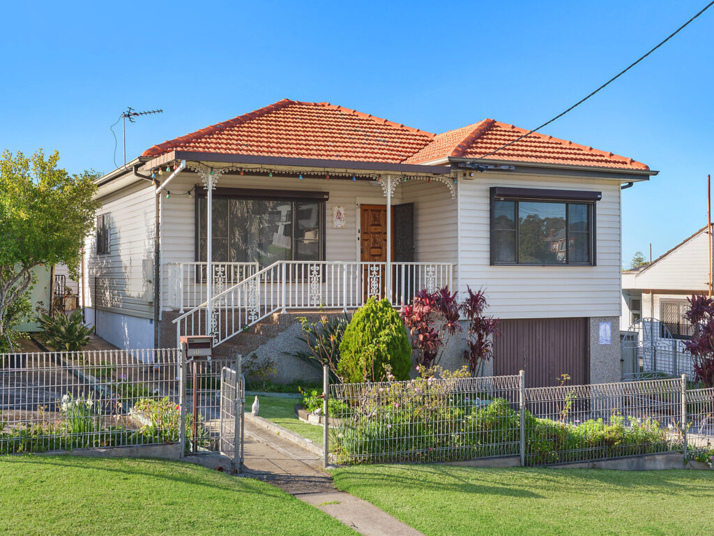 Sold - 31 Barina Avenue - New Property in Lake Heights - Real Estate by McGrath Wollongong