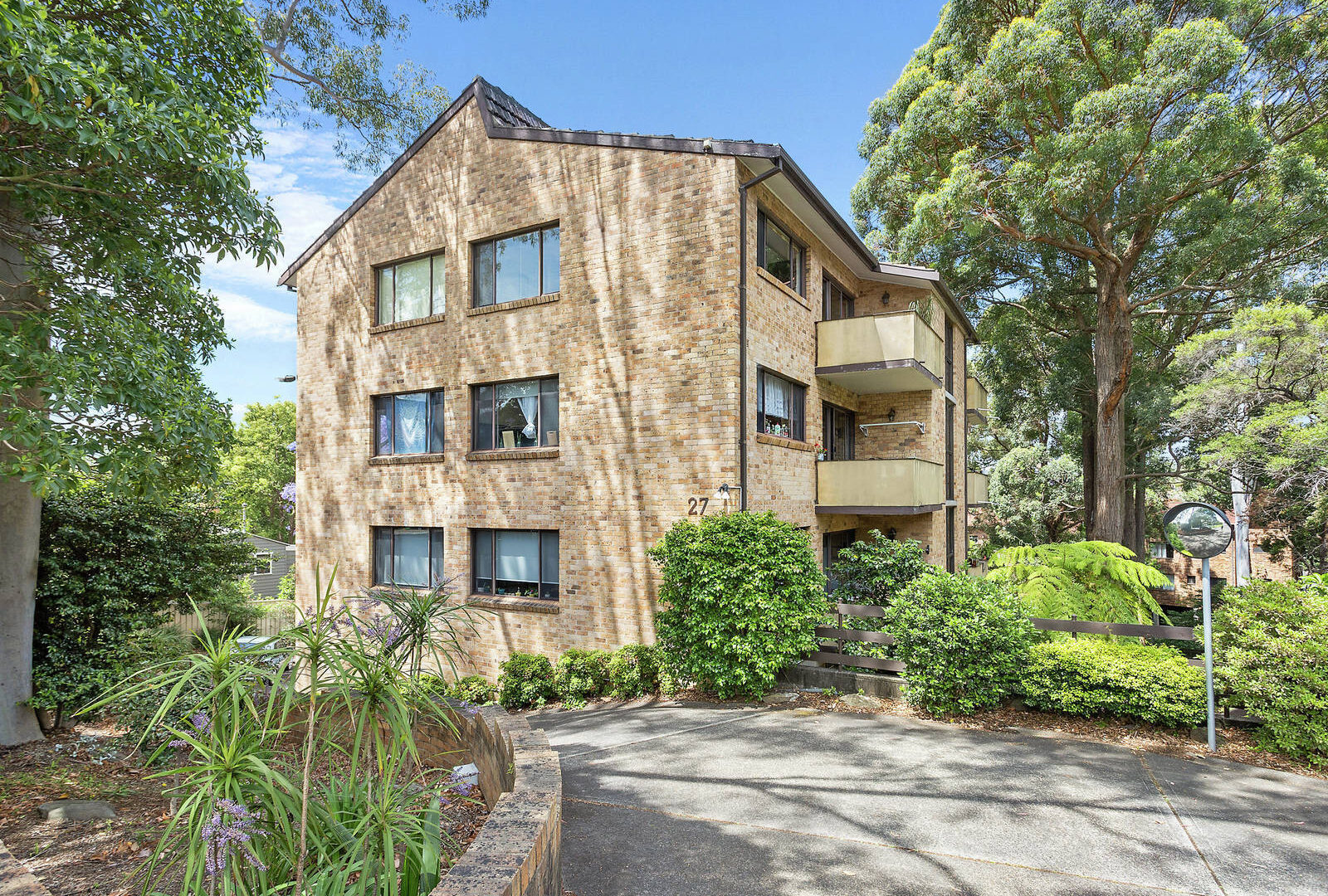 Sold - 2/27 Mangerton Road - New Property in Wollongong - Real Estate by 